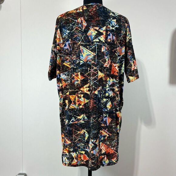 LuLaRoe Aztec Print Irma Tunic Top Size XS Women’s Colorful Oversized - Picture 5 of 6